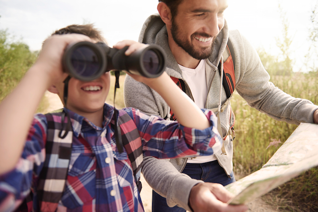 article family exploring new places on nature TER5EUR